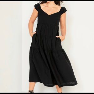 NWT! Old Navy Black Seersucker Maxi Dress (US size M)